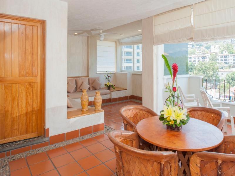 Hotel Eloisa Puerto Vallarta Chambre photo